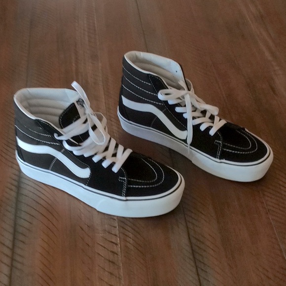 Vans Shoes - Vans Sneakers Black High Top NEW Women 10.5 Men 9